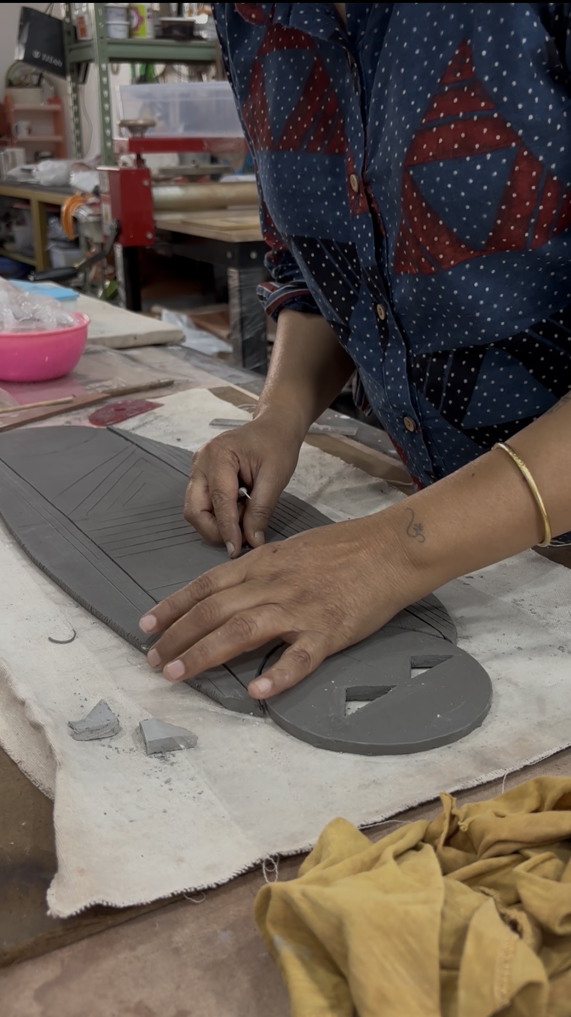 Wheel throwing pottery workshop